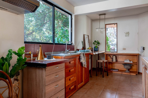 Casa Gran Espacio Y Jardin, Sector Con Seguridad .