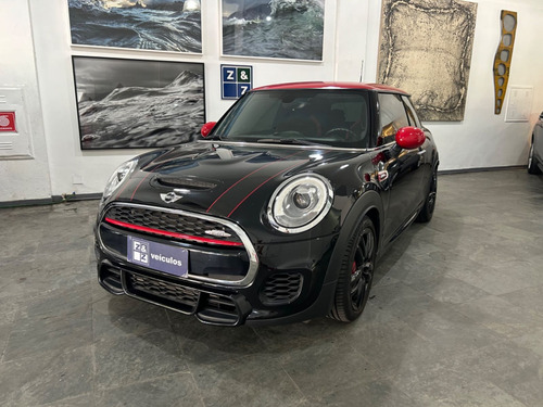 MINI Cooper John Works 2.0 Turbo 3p Aut.