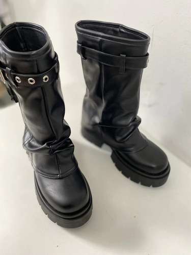 Bota Mujer Diseño Cierre Con Plataforma