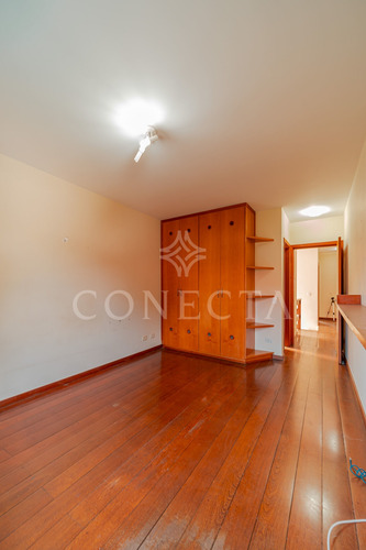 Imagem 9 de 22 de Casa Á Venda No Alphaville Residencial 05 Com 4 Dormitórios - Estuda Permuta - Cnc1556
