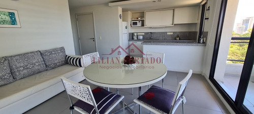 Apartamento En Alquiler Por Temporada - Ref: 1447
