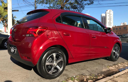Imagem 8 de 12 de Chevrolet Onix 2019 1.4 Ltz Aut. 5p