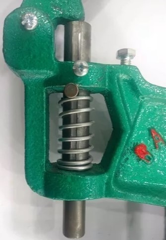 Maquina Troqueladora Remachadora Para Botones Ojal Manual