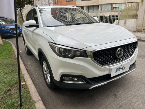 MG Zs STD I.5 MT AC