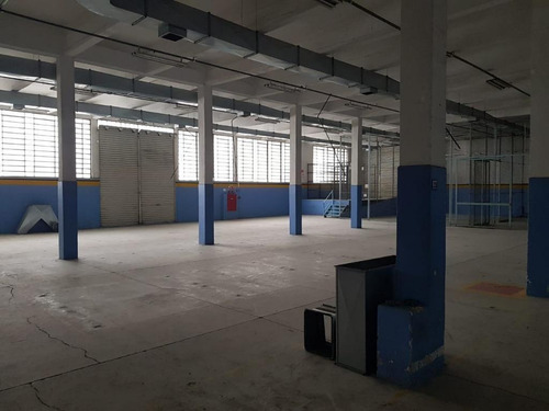 Excelente Galpão Em Terreno Com 3.500 M², - Ga0005