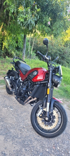 Imagen 12 de 25 de Benelli Leoncino 500