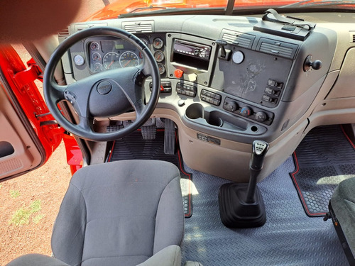 Tractocamion Freightliner Cascadia 2013