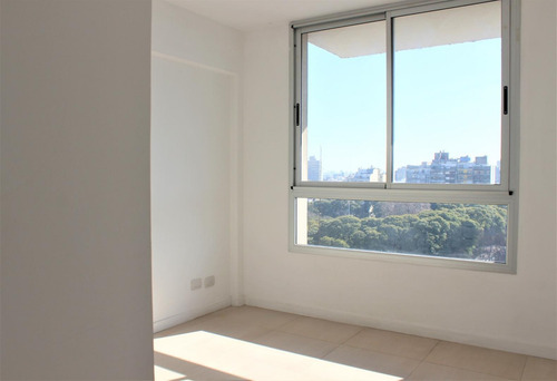 Imagen 11 de 30 de Departamento Con Cochera. Muy Luminoso Y Amenities
