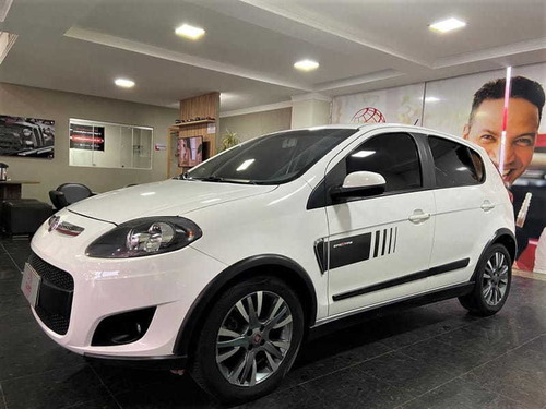Imagem 3 de 15 de Fiat Palio Sporting 1.6 16v Flex 4p. Mec. 2015