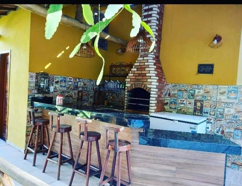 Vende-se Uma Chácara De 5.000 Metros Quadrados Com Lazer Completo!