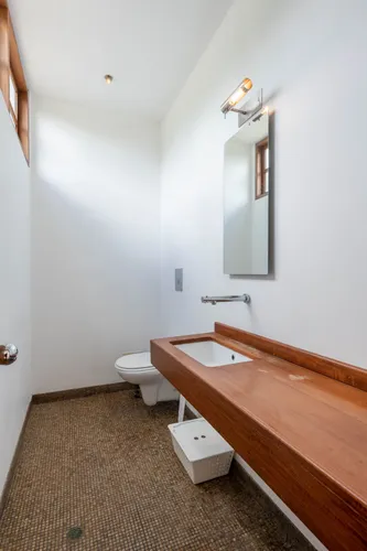 Casa En Venta En Canelon. Cod V5821