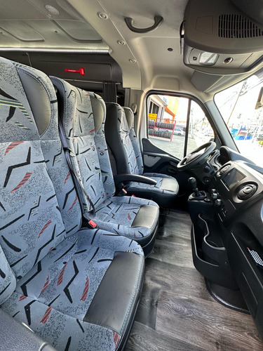 Renault Master L3h2 Minibus - Executiva 16 Lugares