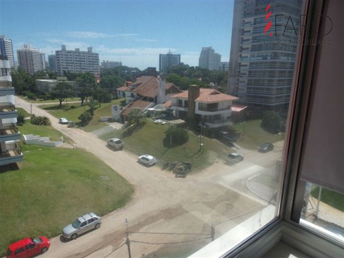 Imagen 14 de 30 de Apartamento En Brava 2 Dormitorios Con Terraza - Punta Del Este Brava