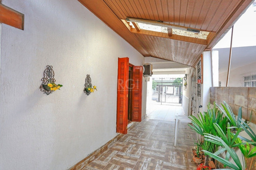 Casa Em Santa Maria Goretti Com 2 Dormitórios - Ot7856