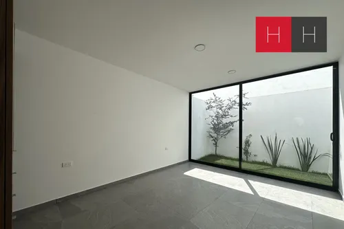 Casa En Venta En Lomas De Angelopolis Iii