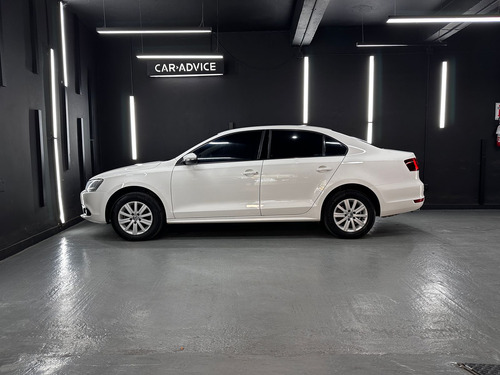 Volkswagen Vento 2.0 TDI ADVANCE L11