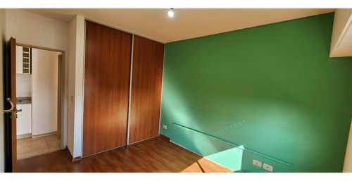 Venta Departamento 2 Ambientes Con Cochera