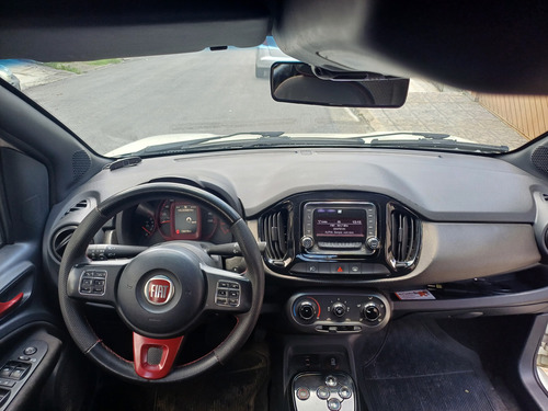 Fiat Uno 1.4 Sporting Flex 5p