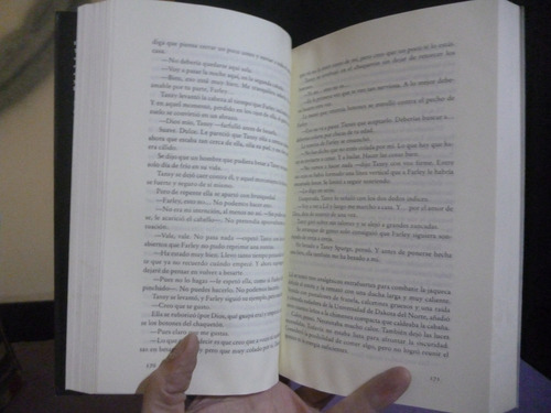 Nora Roberts - Colinas Negras (ver Detalle) (Usado)