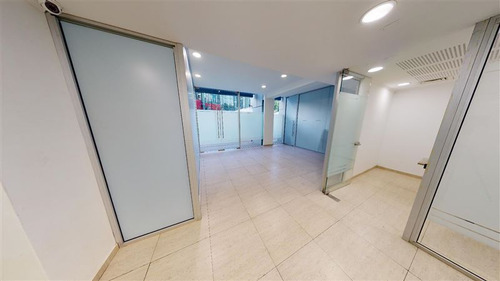 Local Comercial En Venta En Vitacura