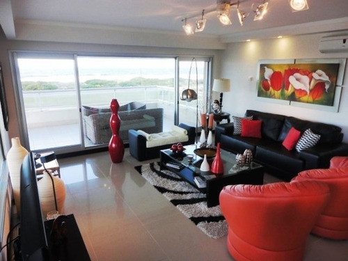 Venta Apartamento 3 Dormitorios Playa Brava, Punta Del Este