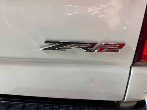 Chevrolet Cheyenne Zr2