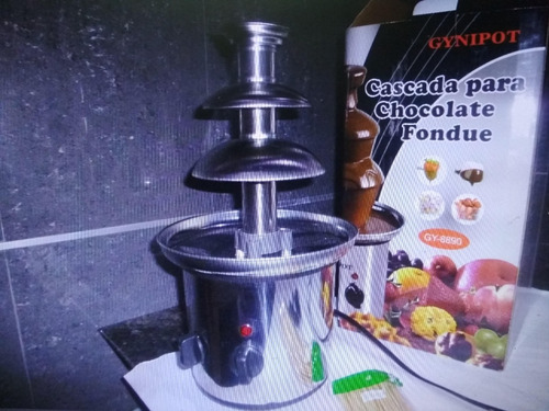 Fuente Cascada Fondue Chocolate .