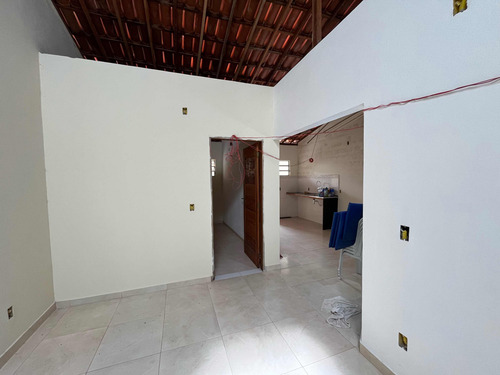 Uma Casa Maravilhosa Para Vender No Povoado Pontal!