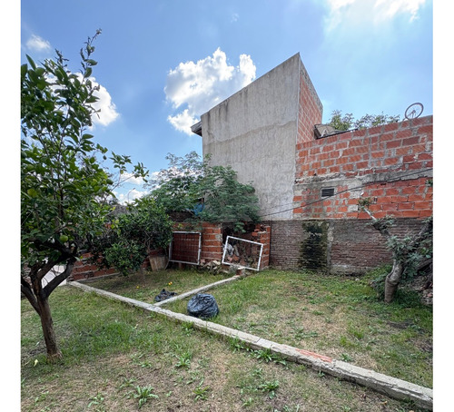 Casa Apta Credito Bancario, Zona San Miguel