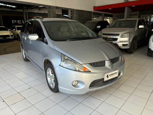 Mitsubishi Grandis 2.4cc Automatica 7 Pasajeros