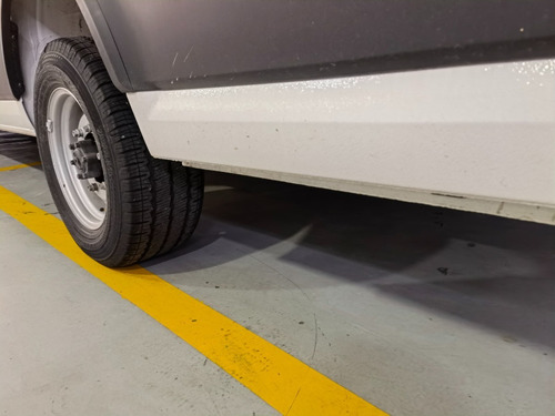 Imagen 4 de 14 de Volkswagen Crafter Pasajeros Automatica Tip, 2021 4.9l.