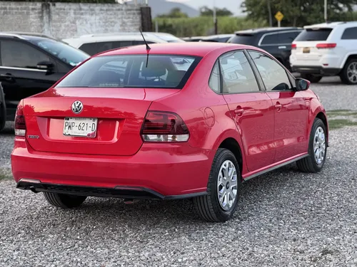 Volkswagen Vento 1.6 Starline At