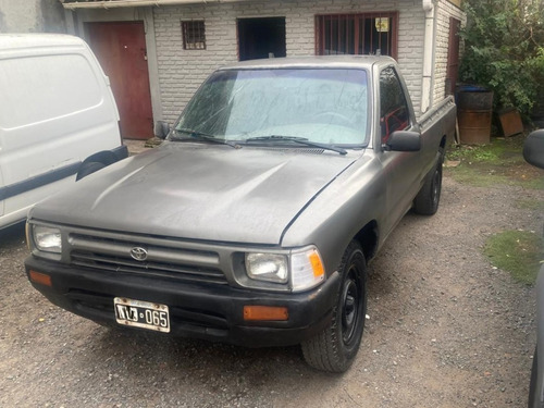 Toyota Hilux Pick-Up 2.8 CS STD 4X2