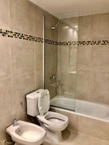 Imagen 11 de 20 de Venta Duplex En Barrio. Guido Spano 28
