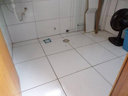 Imagem 29 de 30 de Triplex Sobrado Novo Com 02 Dormitórios 01 Suíte 02 Banheiros Condomínio Fechado Na Vila S. Jorge São Em Vicente Imóvel Este Bem Grande Com 110 M2 Util É Bem Arejado Iluminado Com Churrasqueira Próxi