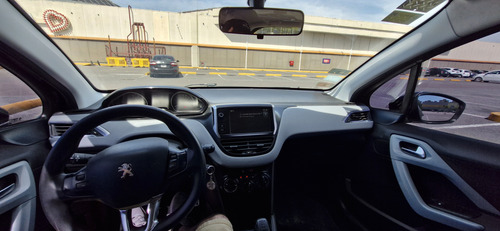 Peugeot 208 1.6 Allure Touchscreen