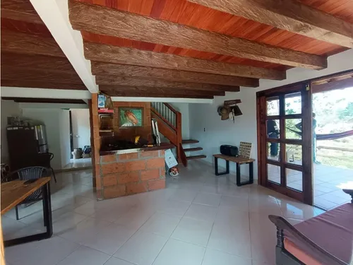 Encantadora Finca En Venta Cerca A Ríonegro
