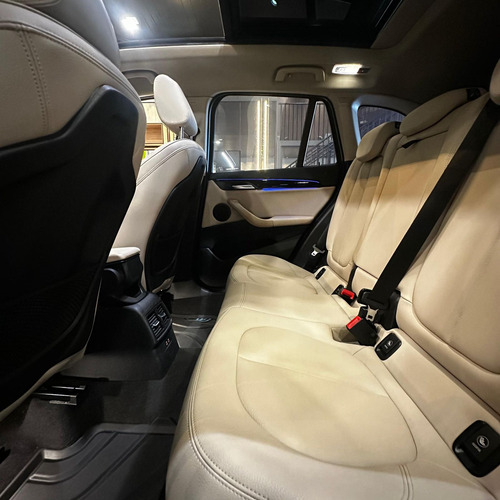 BMW X1 SDRIVE 20i X-Line 2.0 TB Active Flex