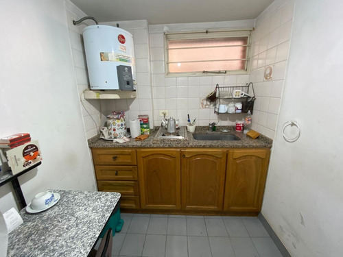 Imagen 15 de 24 de Piso En Planta Baja De 6 Ambientes En Morón Centro