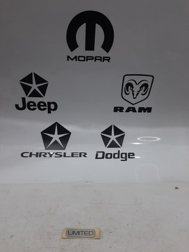 Insignia Emblema Limited Jeep Cherokee Grand Cherokee Mopar 