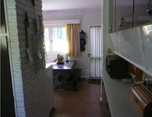 Casa En Alquiler Por Temporada De 5 Dormitorios En Lugano