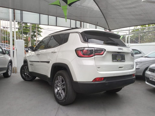 Imagem 4 de 11 de Compass Sport 2.0 4x2 Flex 16v Aut.