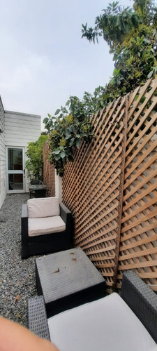 Imagen 8 de 27 de Casa De Esquina Remodelada 4 Años