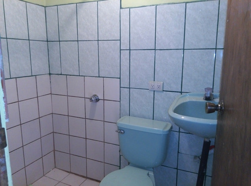 Imagen 2 de 9 de Apartamento En La Lima Frente Al Moll Undormitorio , Segu