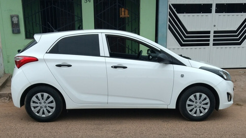 Hyundai Hb20 1.0 Comfort Flex 5p 2014