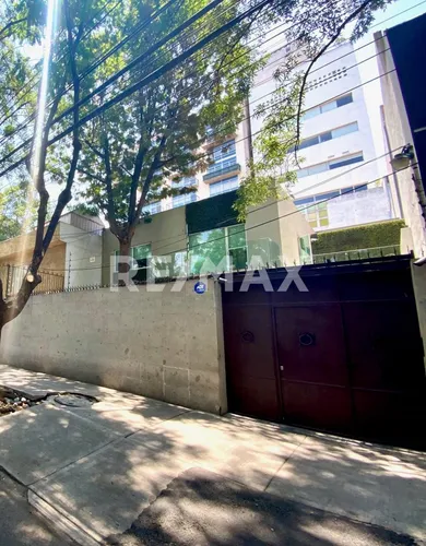Casa Con Uso De Suelo Venta Temístocles, Polanco