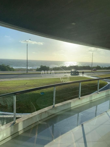 Imagen 11 de 11 de Oportunidad ! Mansa, Frente Al Mar, 3 Dormitorios