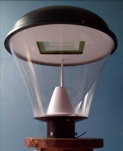 Farola Cónica Exterior Para Parques De 30 W Y 50 Watts