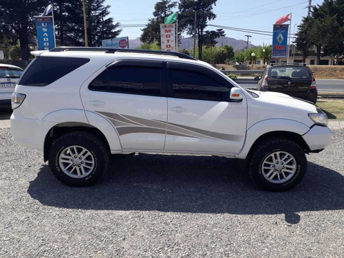 Toyota Sw4 3.0 Srv Cuero 4x4 4at 2012 7as