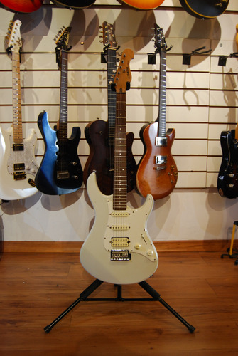 Guitarra Yamaha Eg 112 - Usada Destro Branco (Usado)